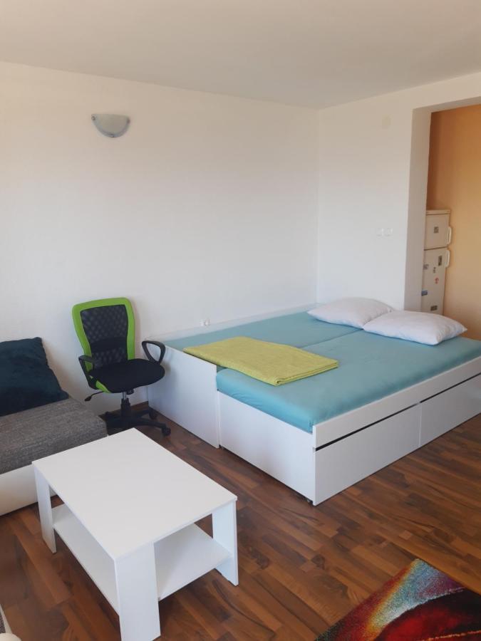 Apartmani Kalajevo Crikvenica Exterior foto