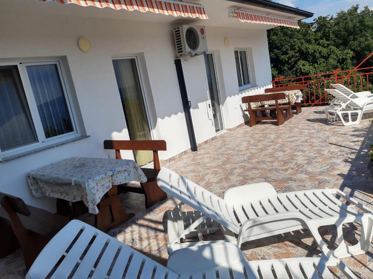 Apartmani Kalajevo Crikvenica Exterior foto